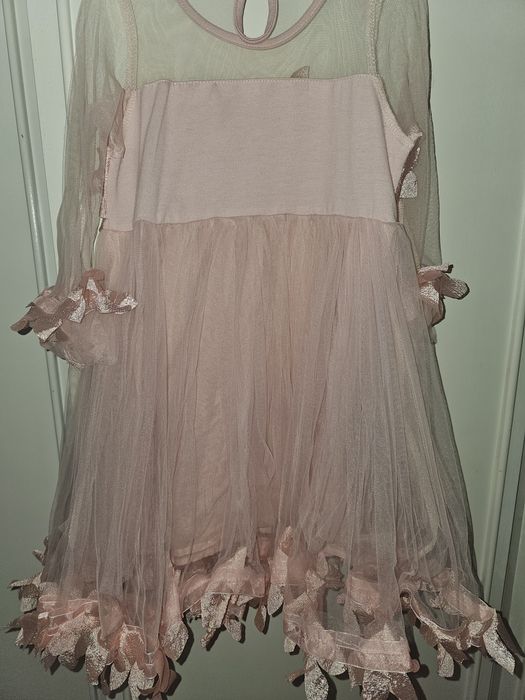 Детска рокля размер 98