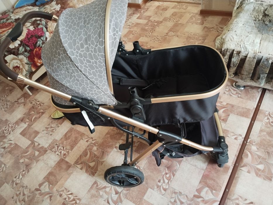 Детская коляска трансформер