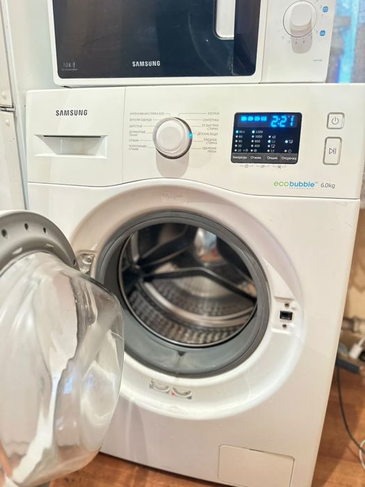 Продам Холодильник и стиралка Samsung