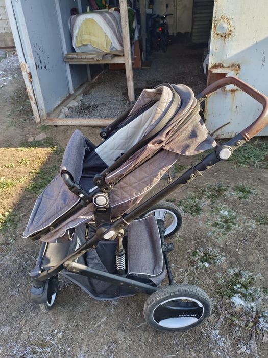 Детская коляска трансфорсер