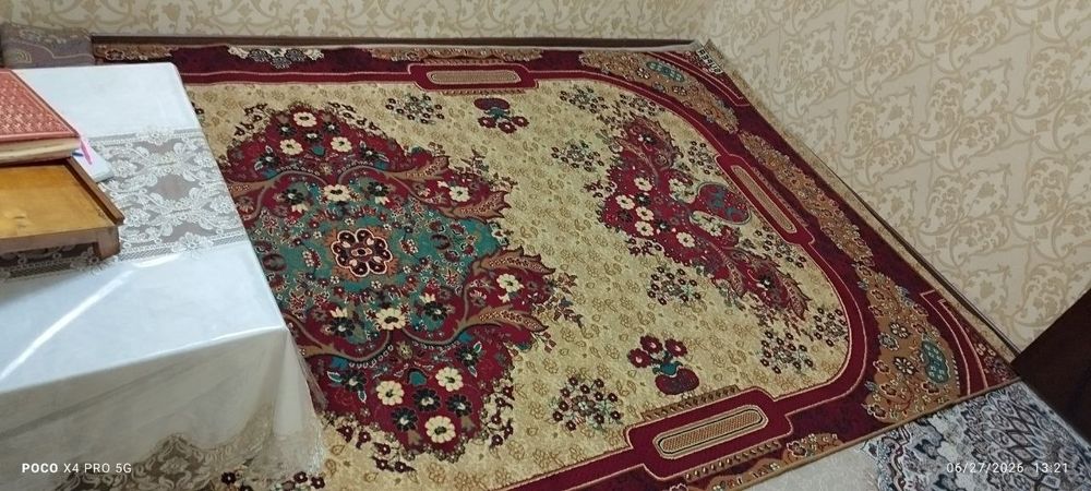 Продаётся ковёр 5*2,5  в отличном состоянии