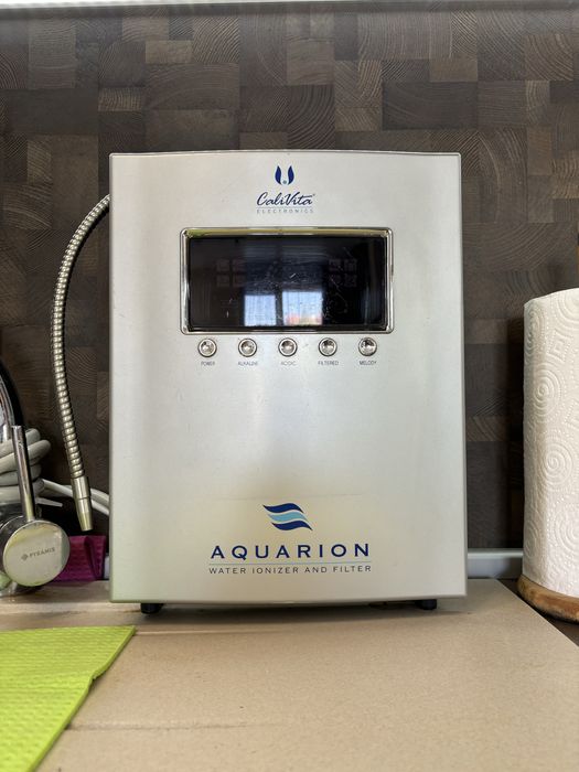 Уред за пречистване и йонизиране на вода Calivita.