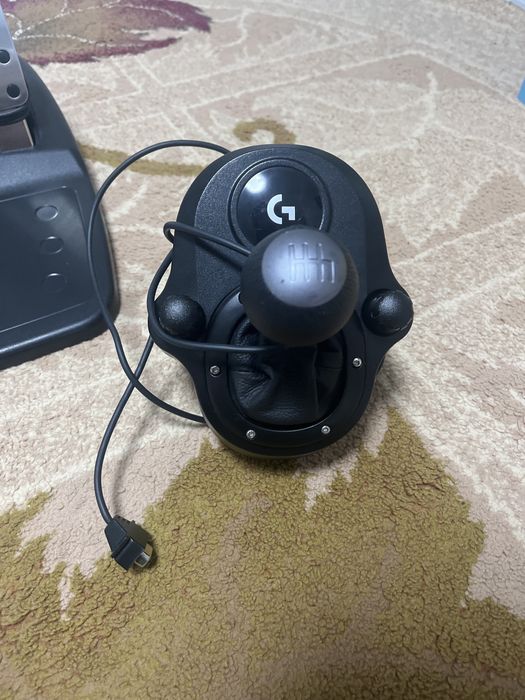 Volan logitech g29 in garantie