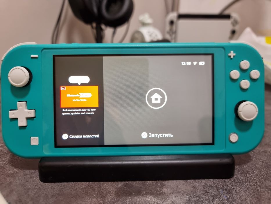 Продам Nintendo Switch Lite