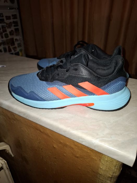 Маратонки Adidas номер 42 2/3