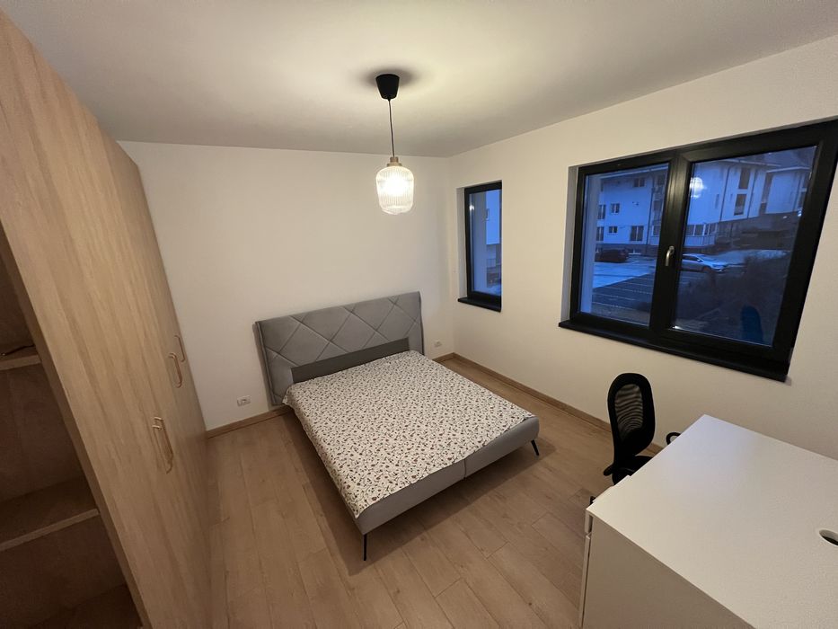 Inchiriez casa Otopeni