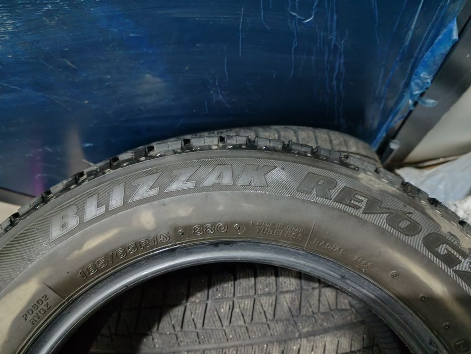 Продам зимние шины б/у