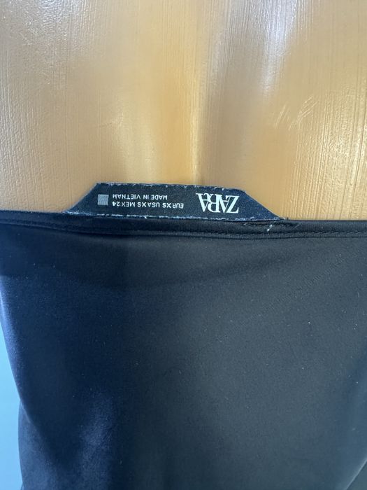 Сатенена рокля “Zara”