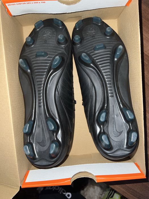 Adidasi nike crampoane phantom Gx 2 .Marimea 42