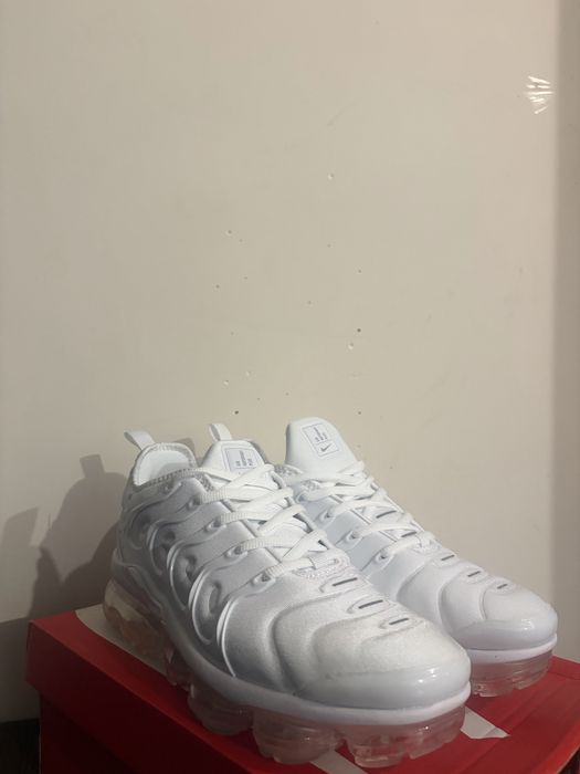 Nike Air Vapormax Plus White - 42,43,47