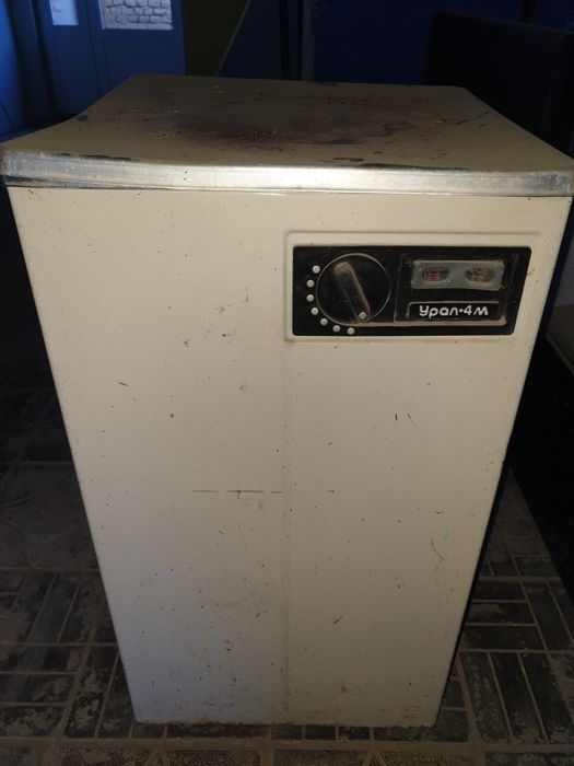 Kir moshin sotiladi holati yaxshi ishlab duribdi