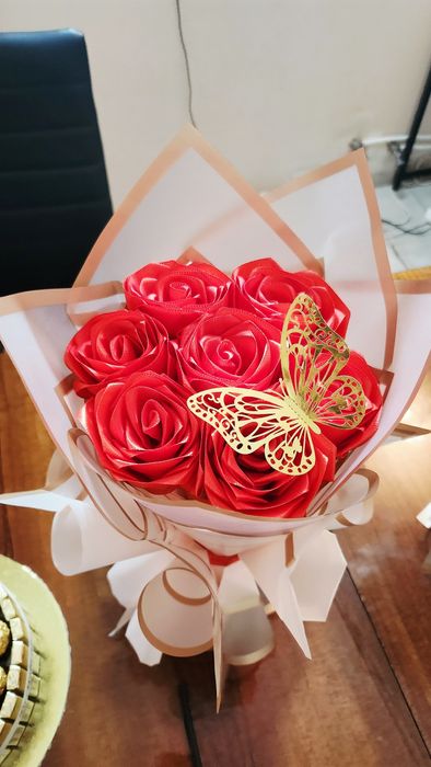 Buchete trandafiri sapun ,satin