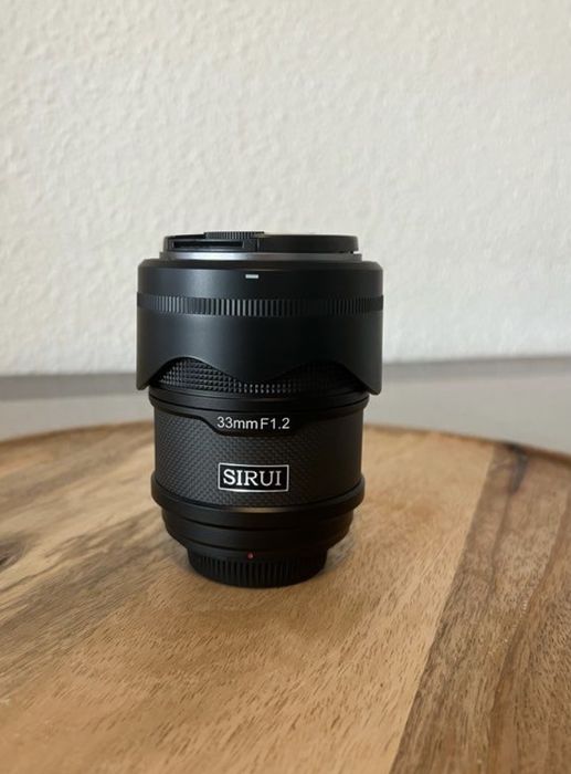 Sirui 33mm f1.2