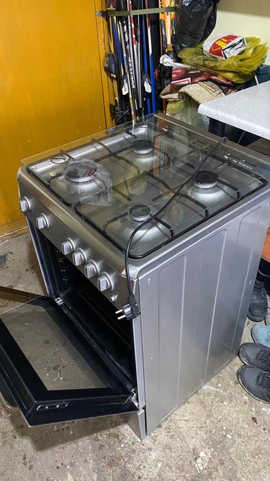 Aragaz oțel inoxidabil Beko