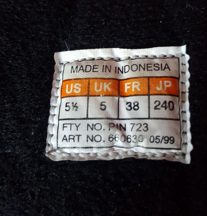 Adidas ghete femei marimea 38 in stare buna