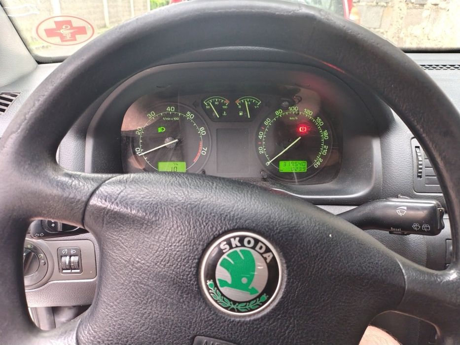SKODA Octavia 2001 — imagine 5