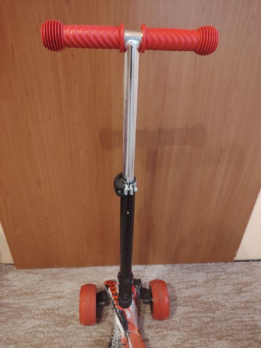 Trotineta scooter pliabila