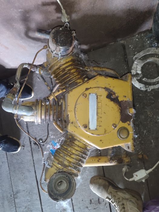 Продам компрессор HYDOR R32.