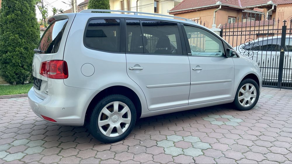 VW  Touran 2012, 7 locuri**Garantie**Rate**