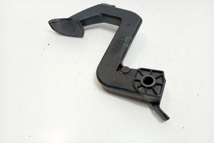 Pedala Ambreiaj  A9012901916 Mercedes-Benz Sprinter prima generatie 9