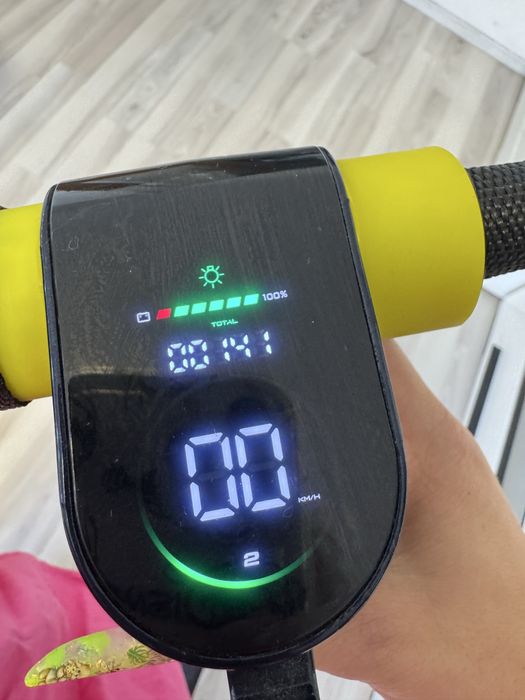 Trotineta LexGo stare impecabila 140 km efectuati