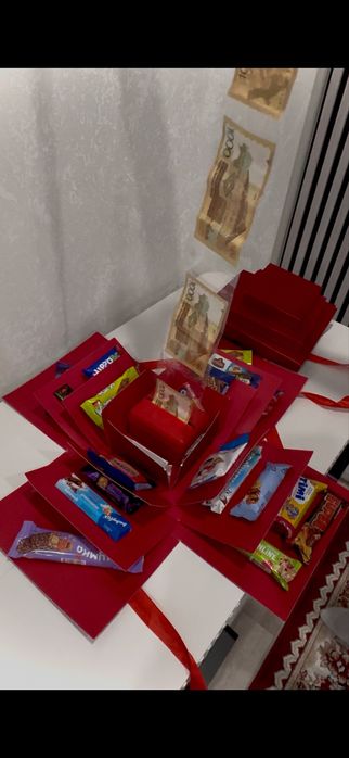 Подарочный box с наполнением сладостей