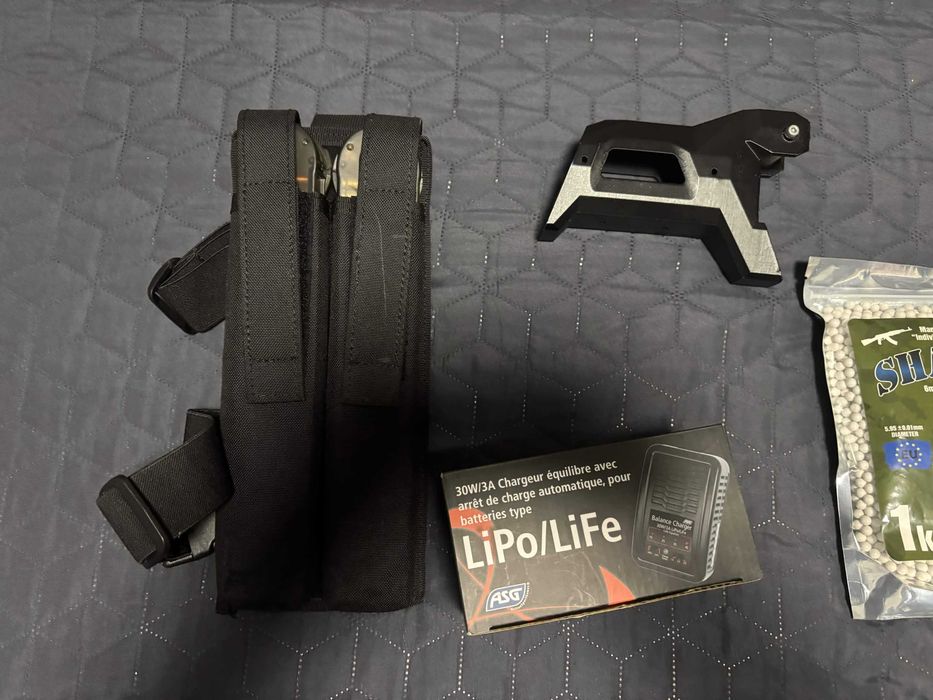 Airsoft реплика Cyma CM.060b