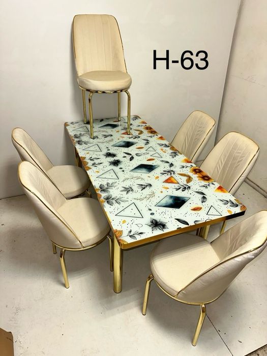 Маса и 6 стола в комплект