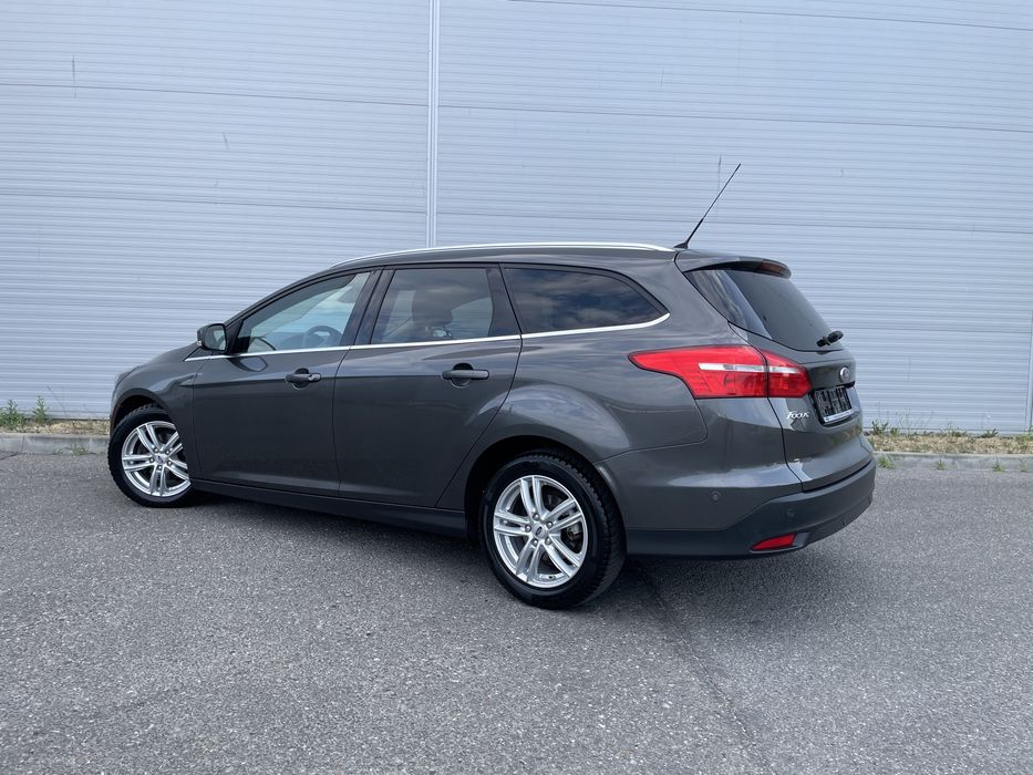 FORD Focus 2015 — imagine 3