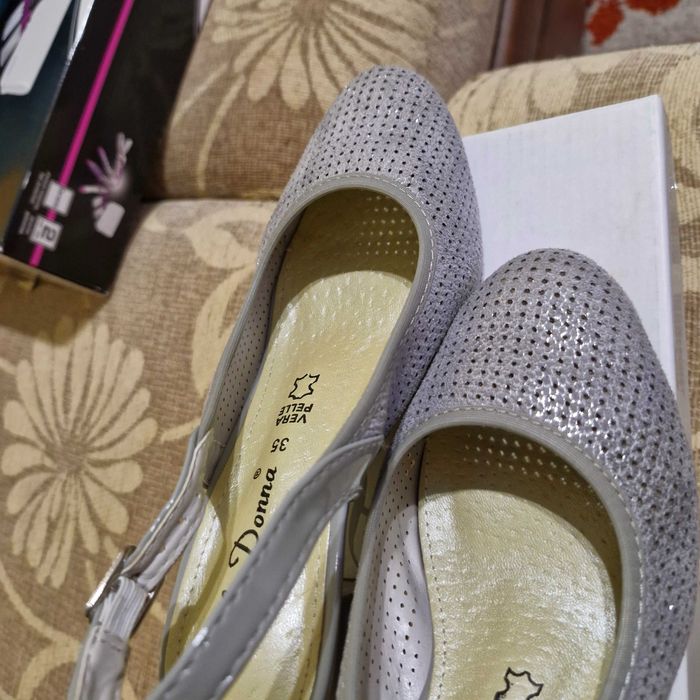 Pantofi din piele marimea 35