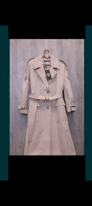 плащ новый 17000тенге