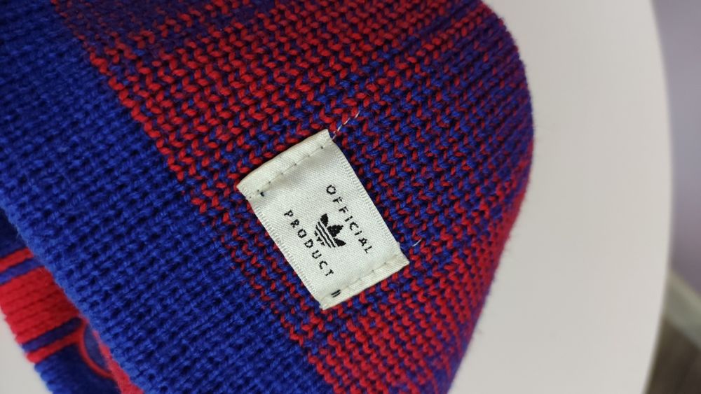 Vintage Adidas x Bayern Munchen зимна шапка