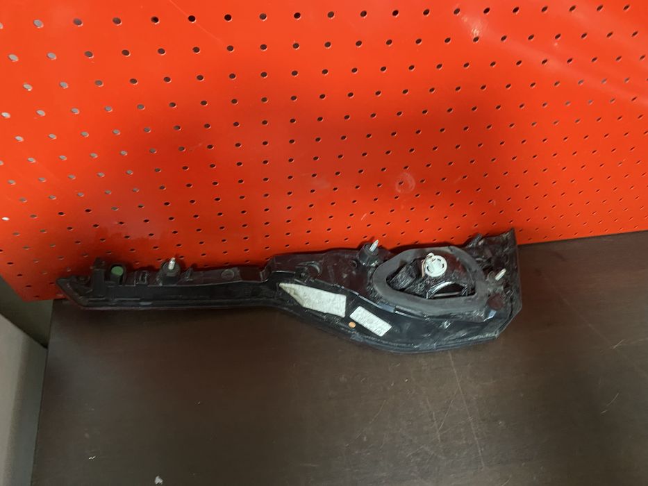 Stop stanga pe haion bec si led Renault Talisman sedan