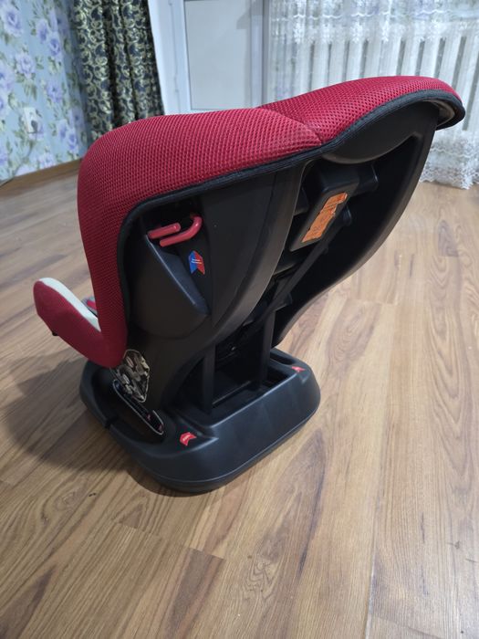 Детское автокресло