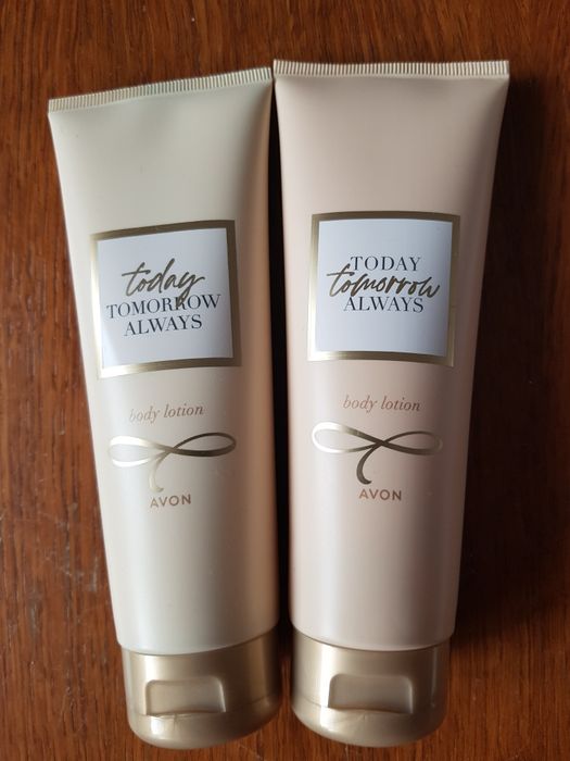 Set 2 loțiuni de corp Avon