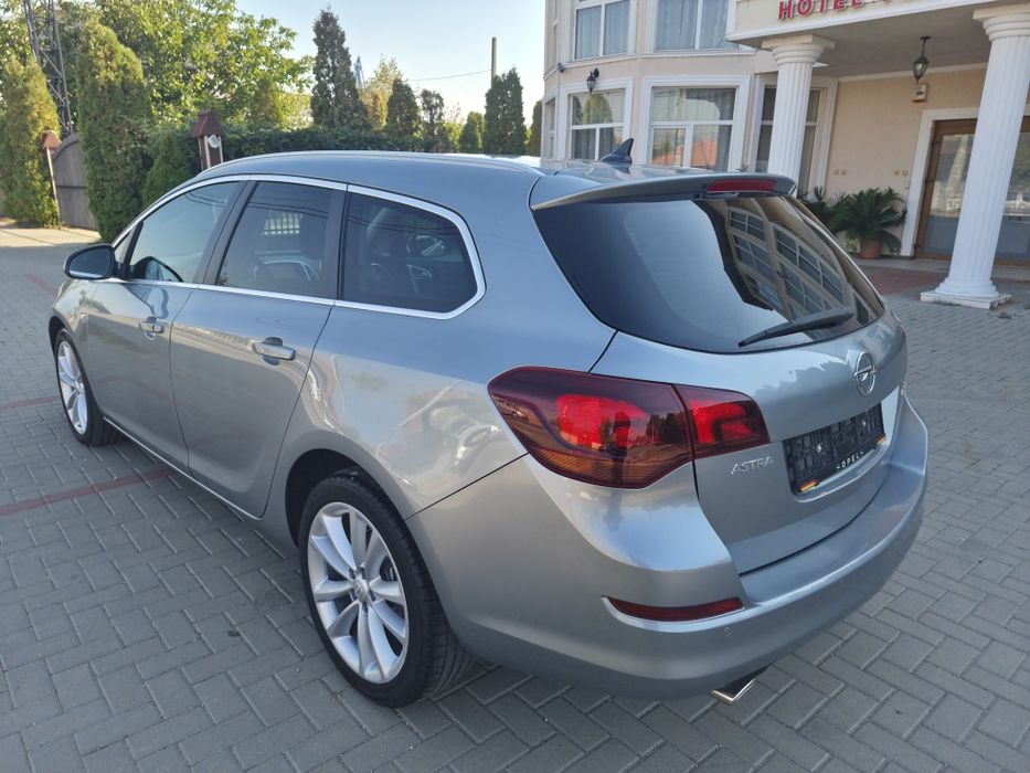 OPEL Astra 2011 — imagine 5