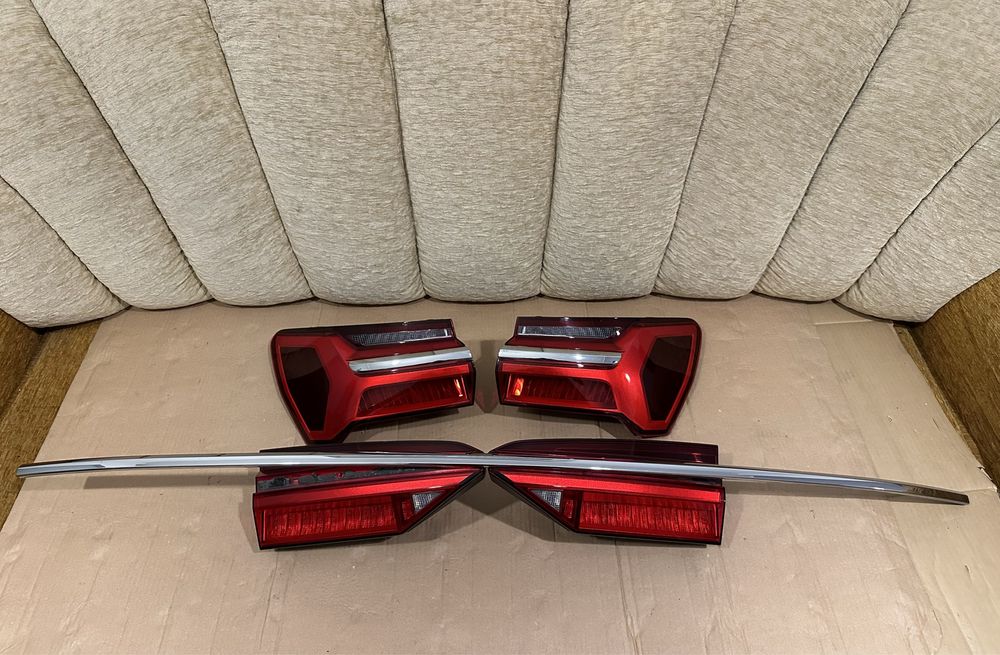 Stopuri / Triple Audi A6 C8 4K Break / Combi : 2018-2024 Piatra