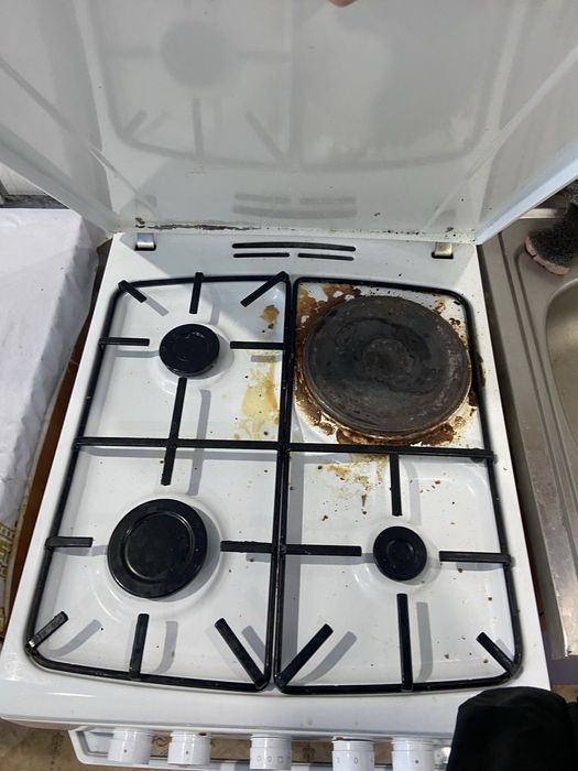 Газ плита вместе с плиткой