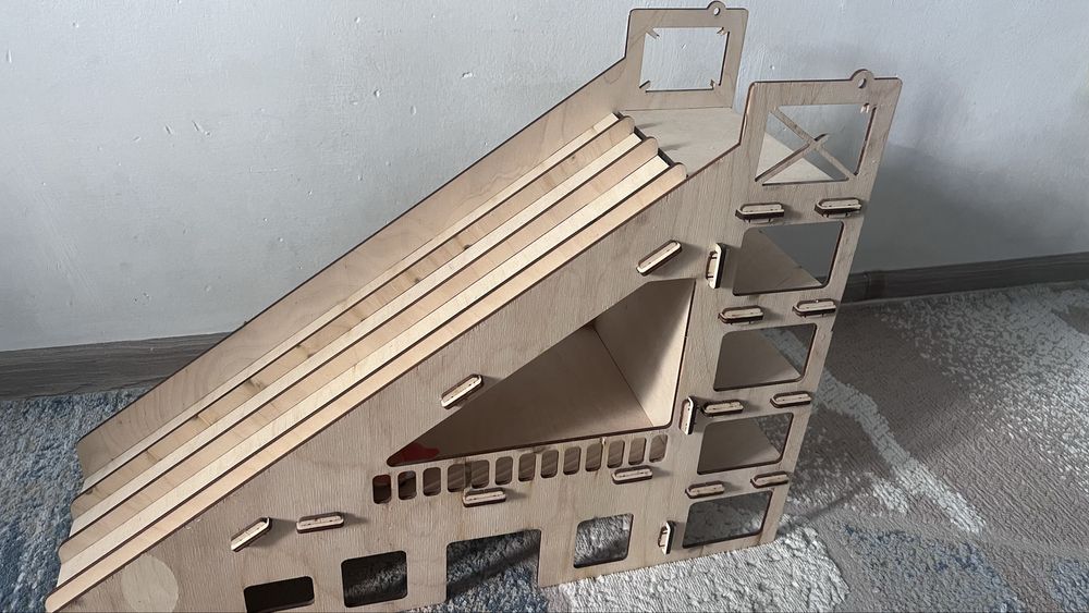 Гараж для машинок