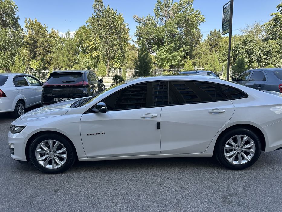 Malibu xl sotiladi holati alo