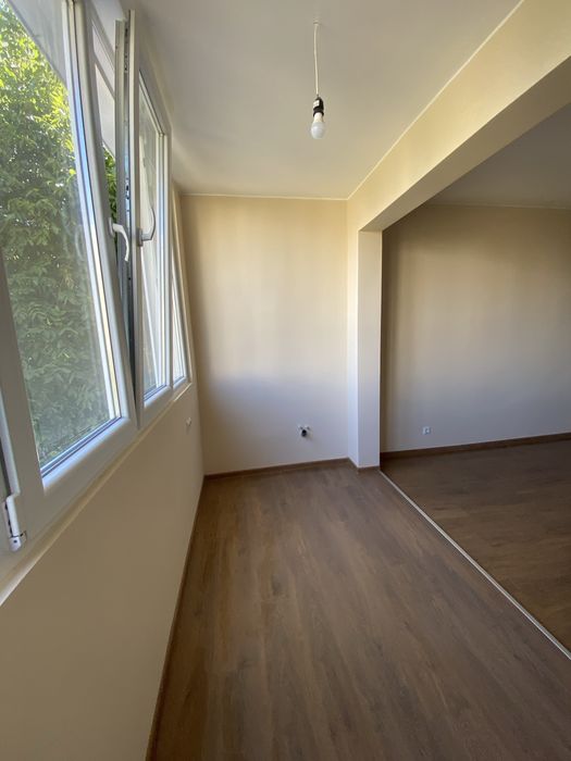 Продавам апартамент ,находящ  се в Обеля-2