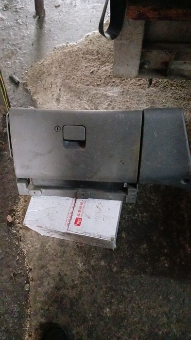 Бордачок Мазда 323 на 1995г