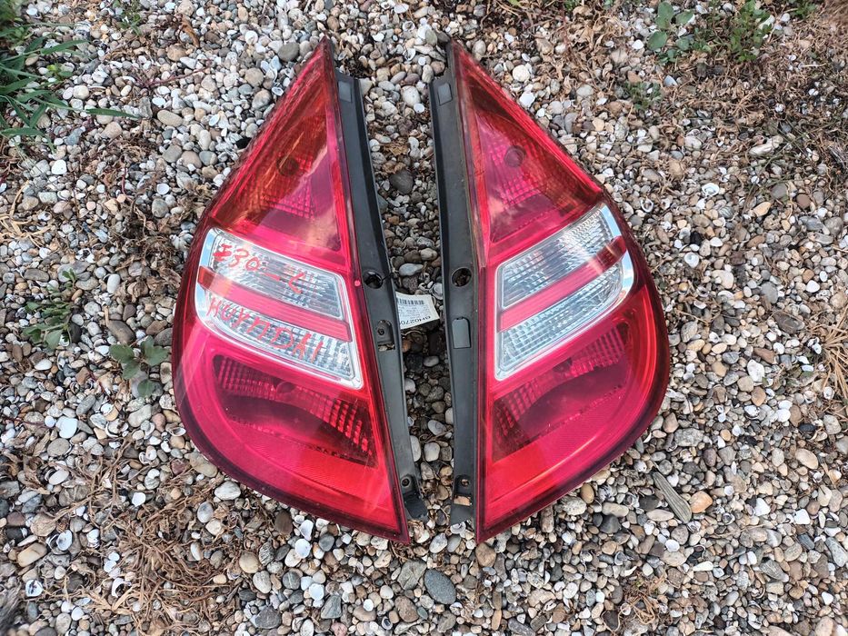 ляв и десен стоп за хюндай и30 хечбек HYUNDAI i30