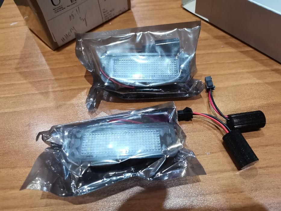 LED осветление / крушки / плафон