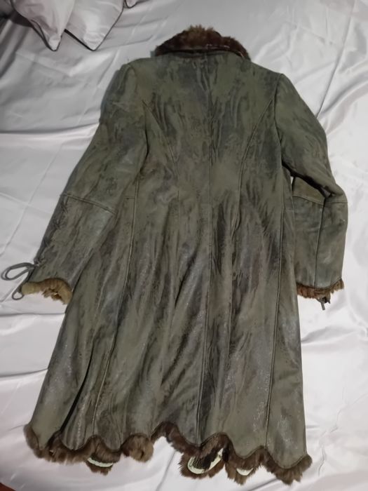 Елегантно,пролетно палто