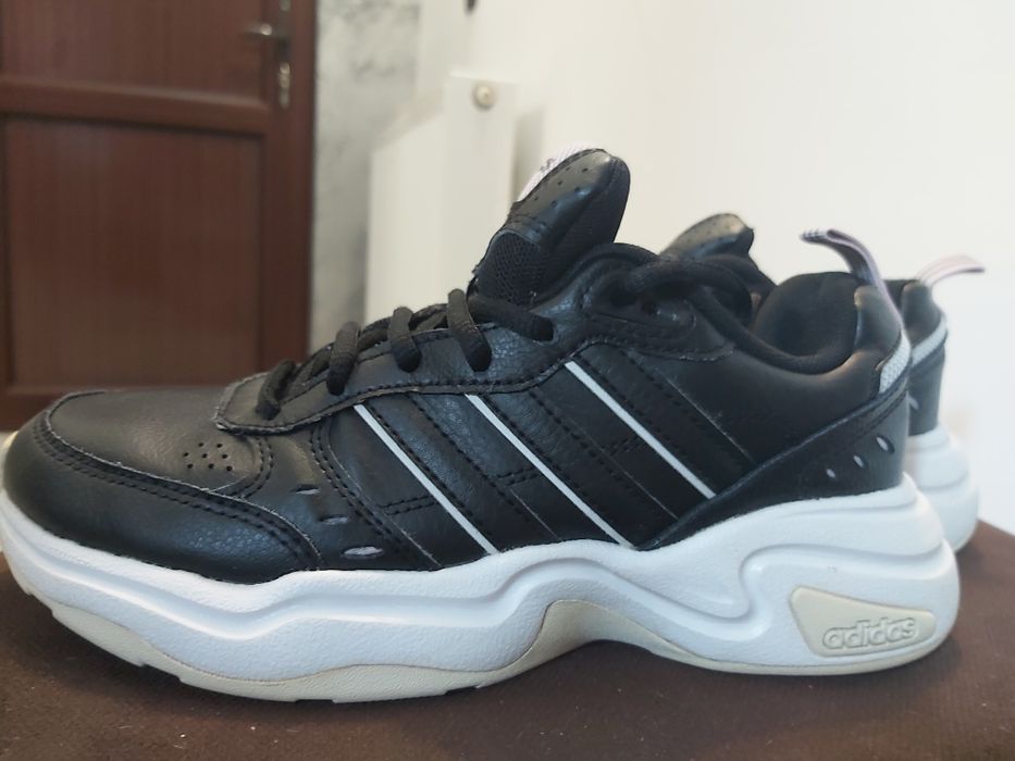 Adidasi dama Adidas mărimea 37