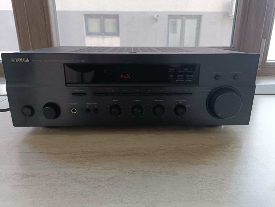 Yamaha RX 397  amplificator, amplituner stereo, perfect funcțional