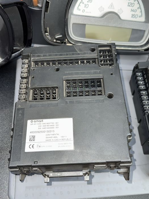 За Smart Fortwo 451 (ECU/SAM)