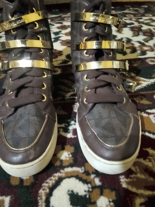 Пойвзал яхши качисваси  курип оласиз