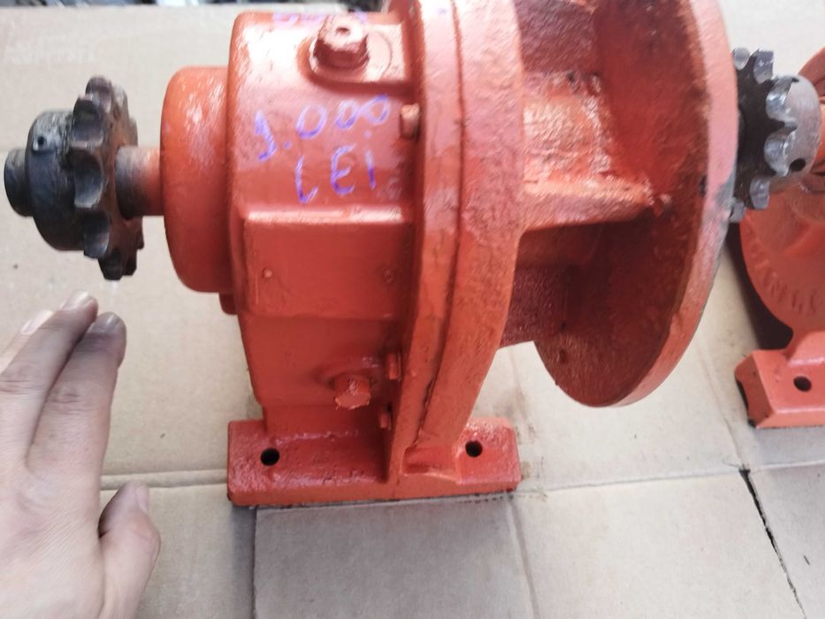 Multiplicator de turație cu raport de 1 la 55 reductor